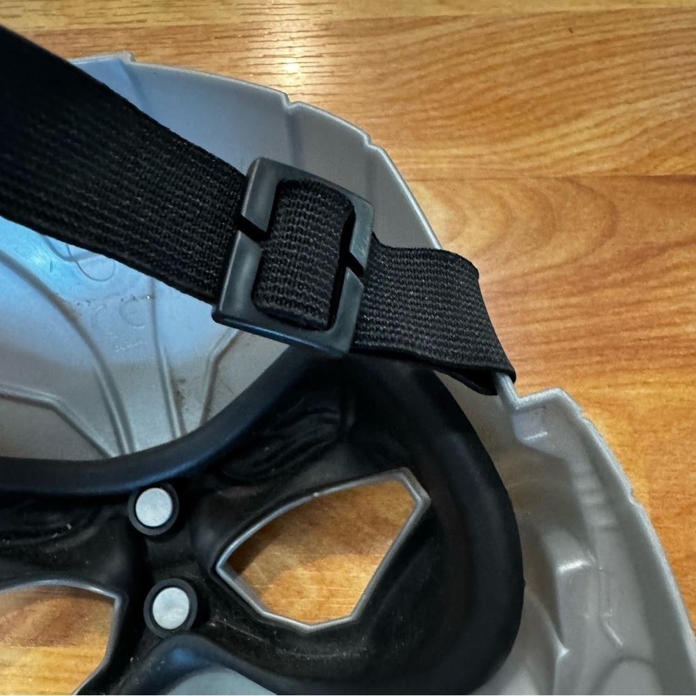 Marvel Avengers Age of Ultron Ultron Front-Face Mask 2015 Gray Quick Costume - Picture 4 of 10
